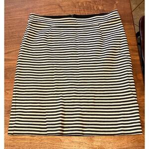 Banana Republic Skirt 10 Striped Black Cream Straight Stretch Lined Knee Length